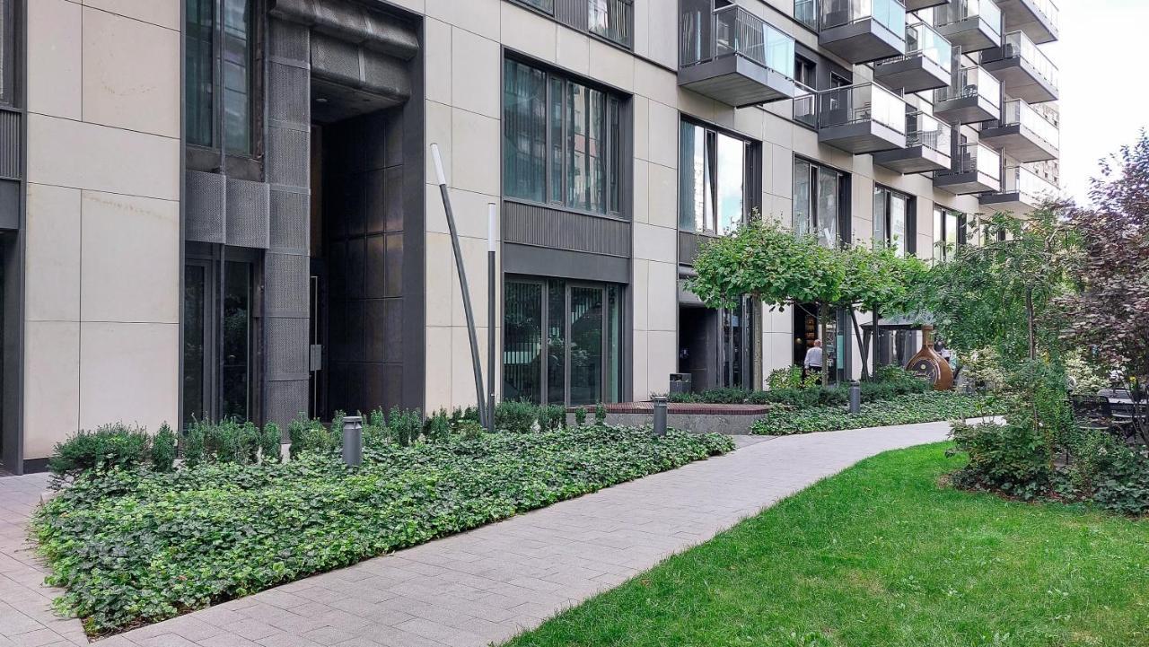 Lumina Luxury Apartments In Mennica Residence Varsóvia Exterior foto